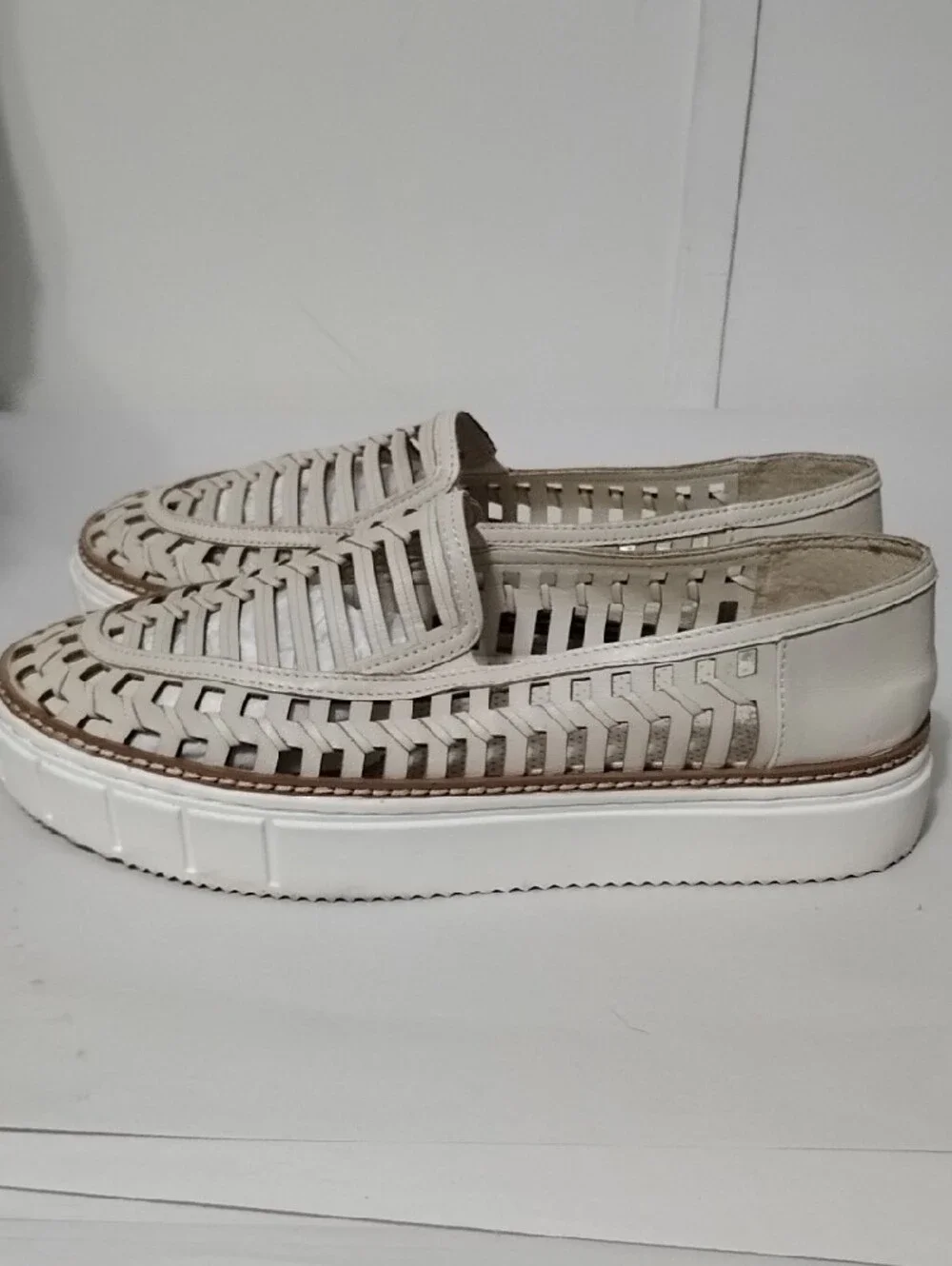 VC-Romeena Woven Geometric Cutouts Platform Slip-On